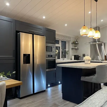 Hytte Hollicarrs - White Rose