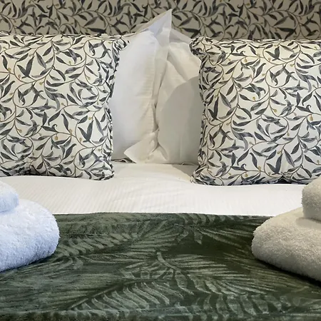 Hollicarrs - White Rose Domek letniskowy *